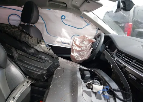 2018 Audi Q7 3.0T Premium z USA, uszkodzony, nr VIN WA1VABF77JD044228